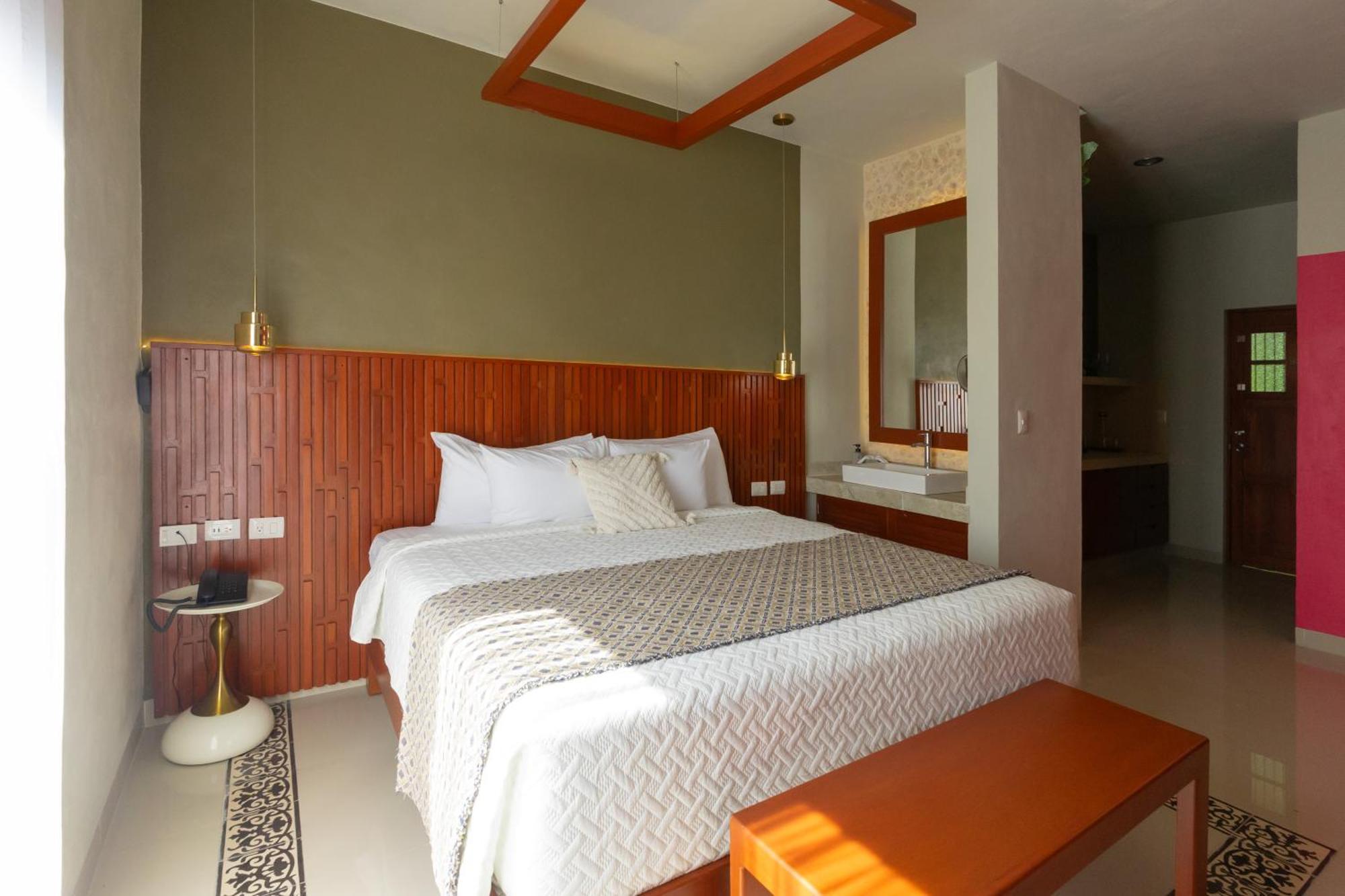 Hotel Poquito A Poquito Valladolid  Esterno foto